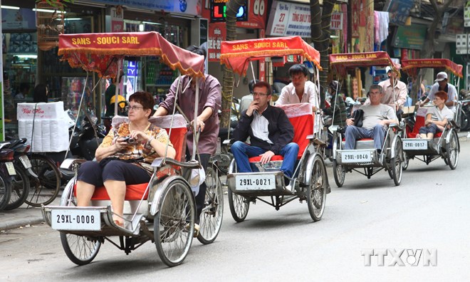 http://img.vietnamplus.vn/t660/Uploaded/izhsa/2014_09_23/ttxvn_20140923_du_khach.jpg